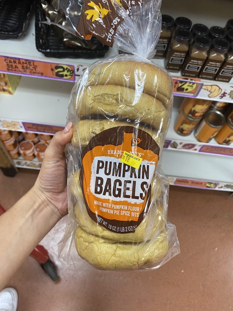 pumpkin bagels trader joe's fall item